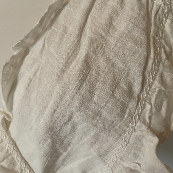 Max Studio White Ruffled Blouse - Size L - Picture 6 of 9